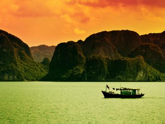 Bai Tu Long Bay - Paradise Cruises - Destinations