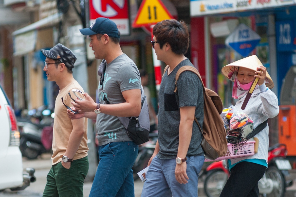 Why are so many South Korean tourists visiting Vietnam? (Contributor)